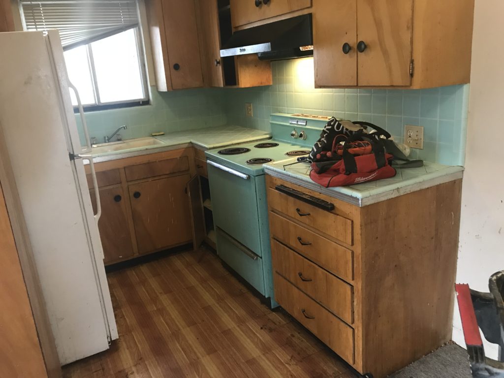 retro kitchen apartment rental